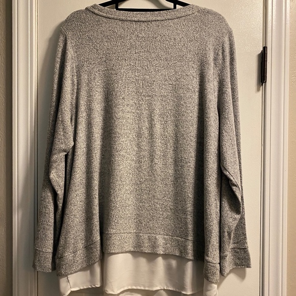 Simply Vera Womens Sweater Gray and White Size XXL - Picture 2 of 3